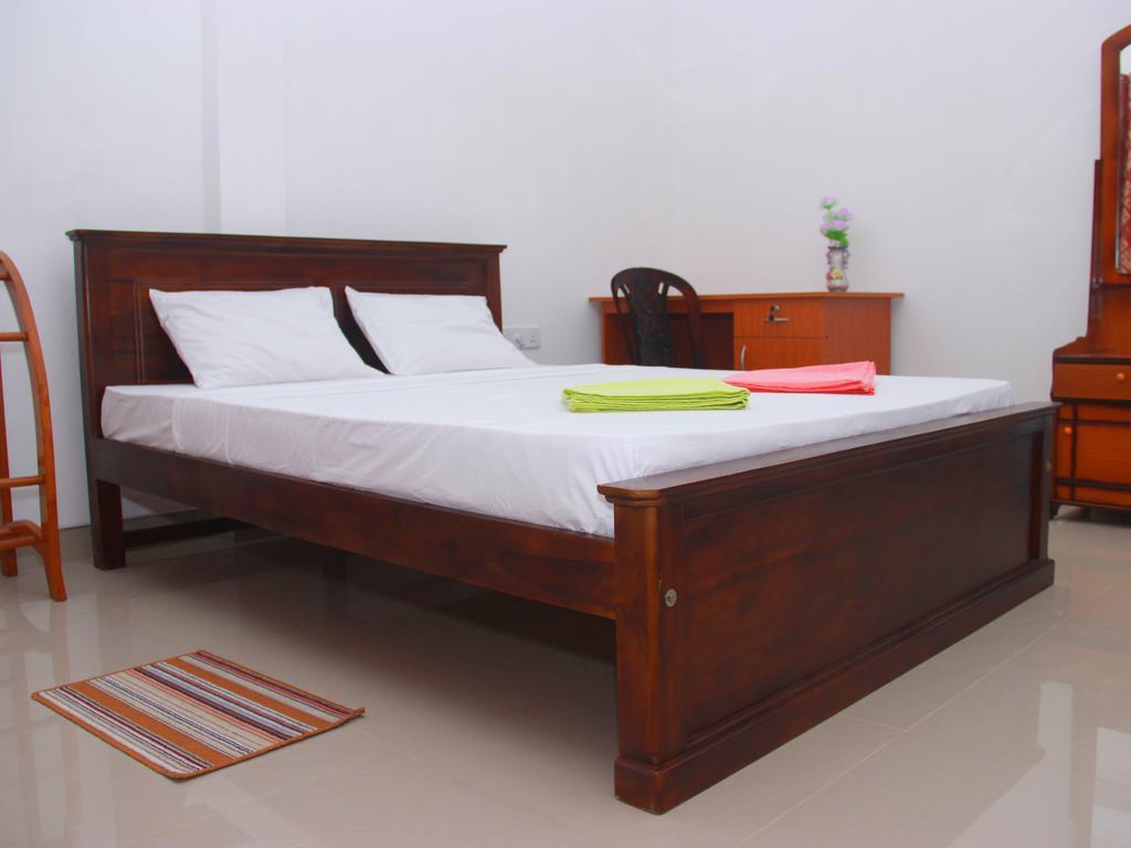 Heaven Star Rest Bed & Breakfast Мириса Стая снимка